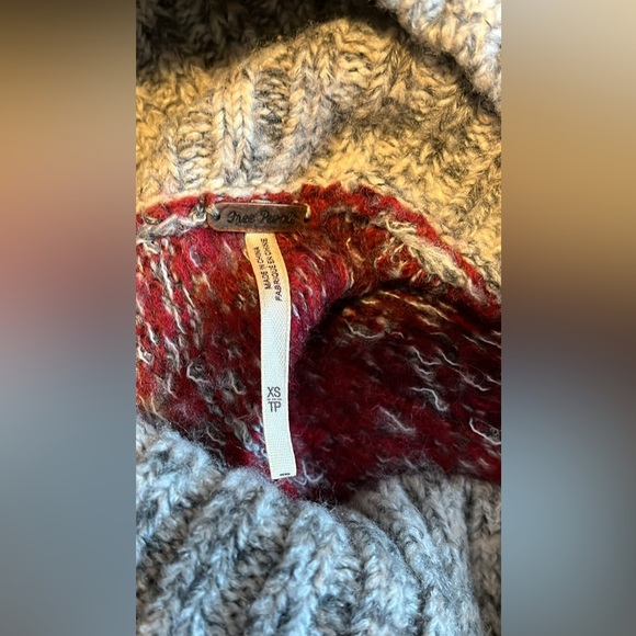 Free People Willow Poncho Size XS - Picture 8 of 9